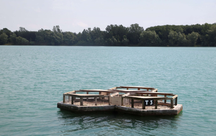 Heidelberg Materials v ČR představuje plovoucí betonové ostrůvky. Působí esteticky a podporují biodiverzitu