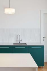 Detail kuchyně (Byt ve vile v Praze-Malvazinkách, Kateřina Hodková)