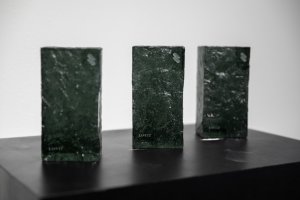 Originální skleněné trofeje Superstudio, které speciálně pro 10. Ročník soutěže navrhla česká sklářská firma Lasvit