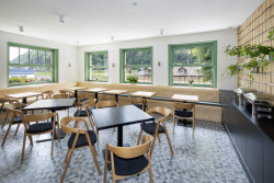 Zrekonstruovaný penzion v Hřensku od architektek z ateliéru Ykony