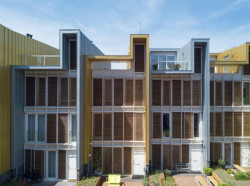 Bytové domy Loděnice, Arons en Gelauff