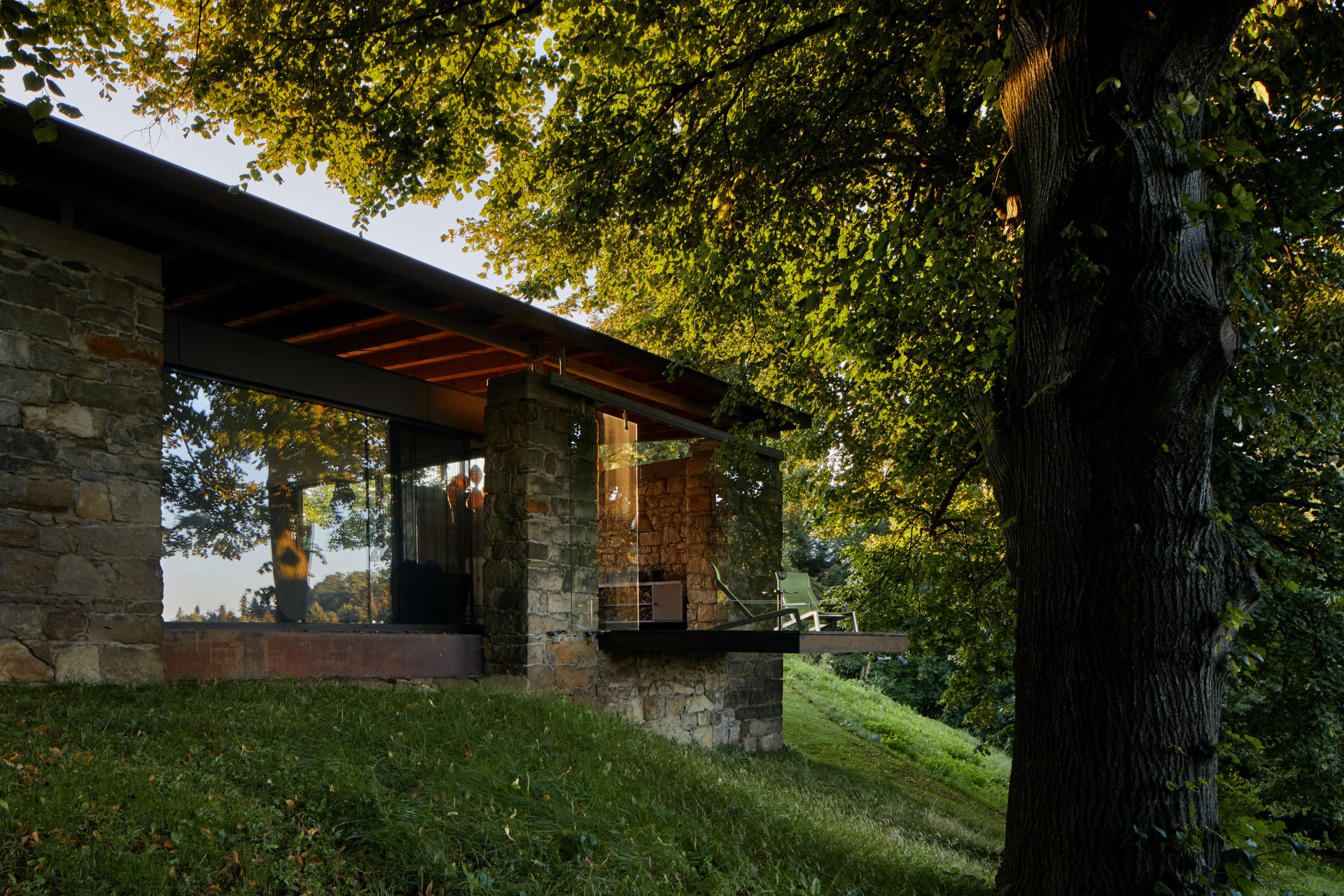 Přístavba rodinného domu na Kojetíně od studia Kamil Mrva Architects