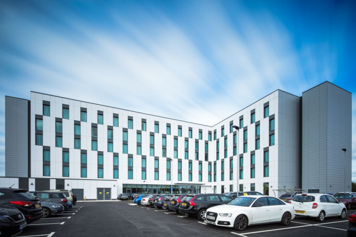 Chapman Taylor, modulární hotel v Anglii, foto