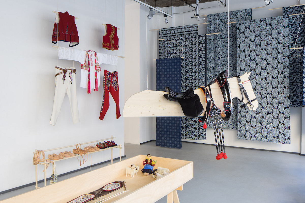 Výstava Krásná práce v Galerii 1