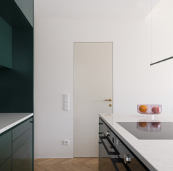 BY architects zrekonstruovali rodinný dům z 50. let v Praze s cílem zachovat charakter stavby.