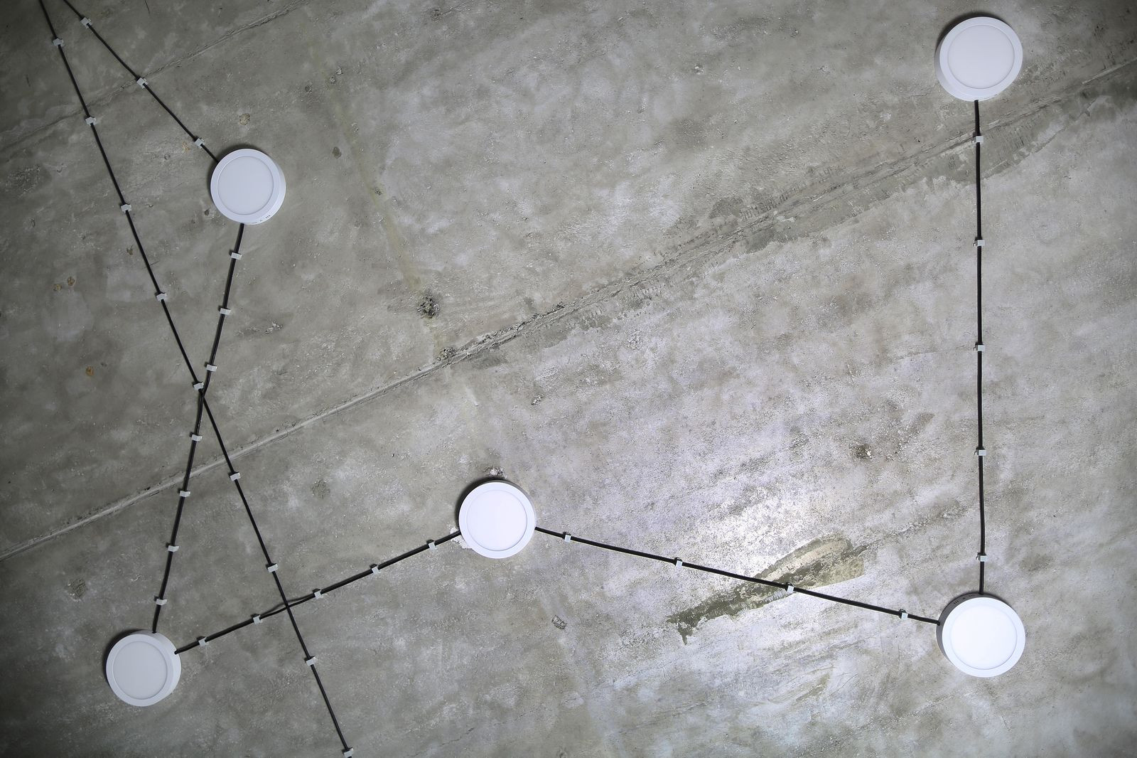 Rekonstrukce panelákového bytu v Praze - Krči, Neuhäusl Hunal/ David Neuhäusl, Matěj Hunal