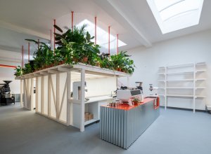 Coffee hub GROUNDS, KOGAA / Alexandra Georgescu, Tomas Kozelsky, Viktor Odstrčilík, Kateřina Baťková, Josef Řehák, Kateřina Čenovská