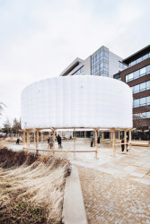 Urban Sanctuary, ve spolupráci s firmou Kubíček Visionar