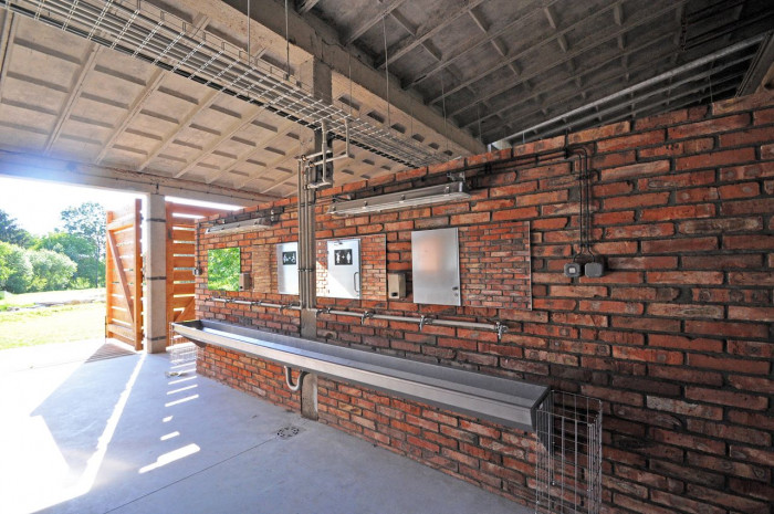 PROKŠ PŘIKRYL ARCHITEKTI, Zázemí biotopu v Honěticích u Kroměříže – foto