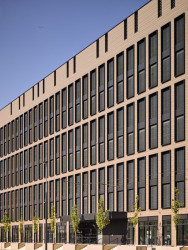 Administrativní komplex Rustonka v Praze-Karlíně, CMC Architects