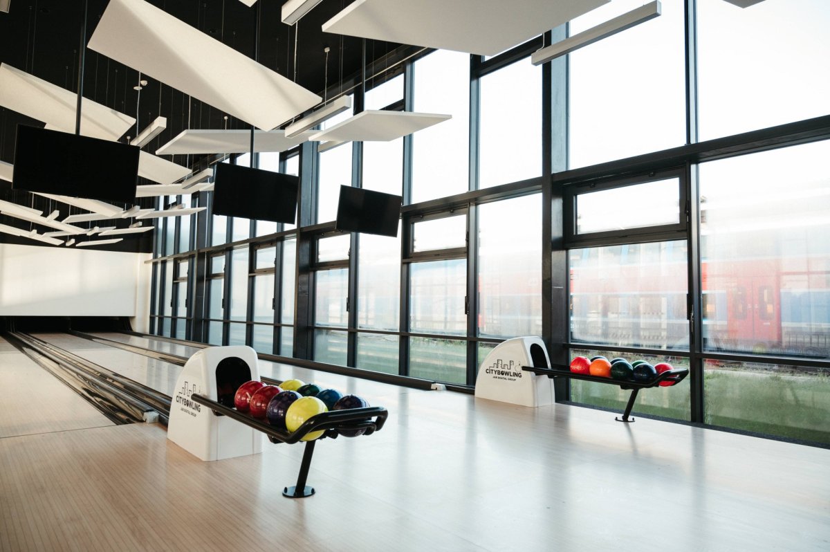 KOHLarchitekti zrekonstruovali nádražní halu v Havířově, nově slouží jako sportovně-kulturní centrum