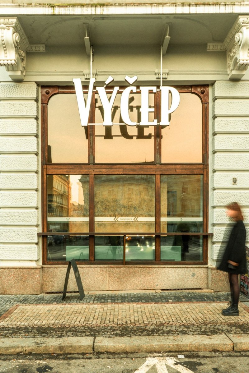 Výstava #KafePivoVýlohy, Jan Měřička ve Výčepu
