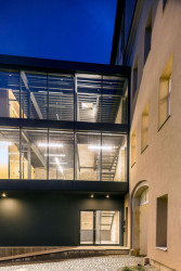 atakarchitekti, Rekonstrukce domu na ulici 8. března v Liberci – foto