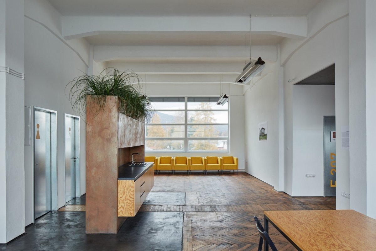 3. Etáž, Henkai architekti
