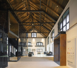 Interiér návštěvnického centra Portál (Port 1560, Domy Architects)