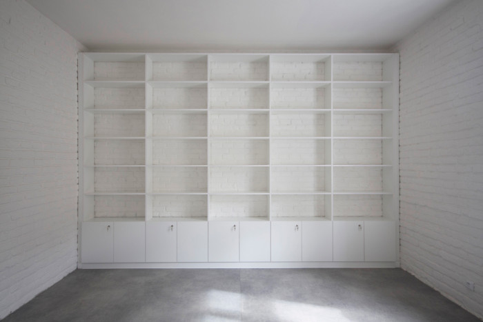 Obecní knihovna ve Statenicích, majo architekti / Jan Jaroš, Martin Poláček.