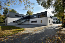 Restless, Atelier38,