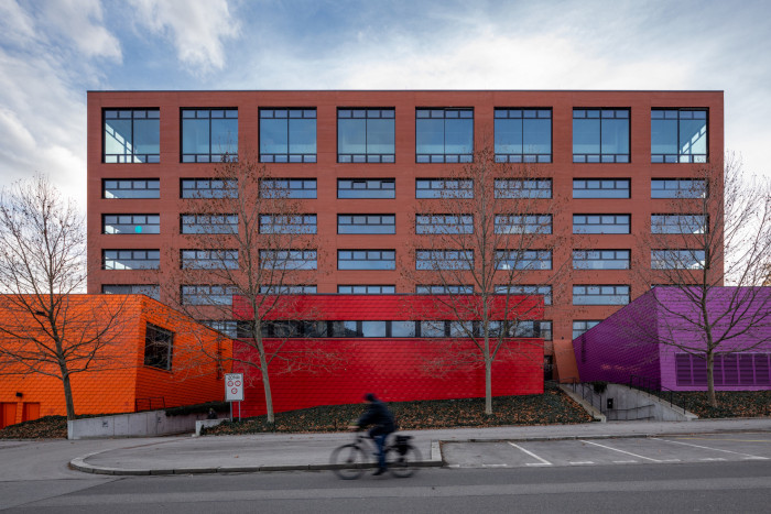 Budova Fakulty architektury ČVUT v Praze od Aleny Šrámkové