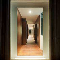 Luxusní vila ve Španělsku od OAB Architecture + ADI