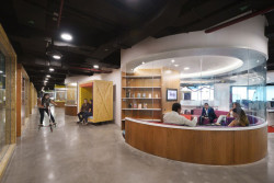 M+N Architecture, Viola Communications Office - foto