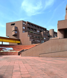 Obytný komplex Monte Amiata, Carlo Aymonino a Aldo Rossi, 1967-1974