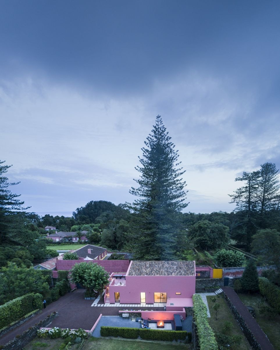 Pink House, Mezzo Atelier