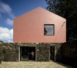 Pink House, Mezzo Atelier