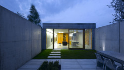 Liaporbetonové atriové domy v brněnském Žebětíně, Makovský & partneři