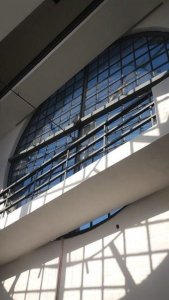 Zdeněk Lukeš, náměstí Jiřího z Poděbrad, chrám Nejsvětějšího Srdce Páně, hodiny – foto