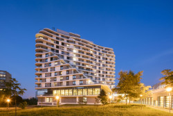 Nájemní bytový dům Luka Living v Praze Stodůlkách od CAMA Architekti