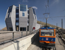 Restaurace Stone Flower, Mario Botta