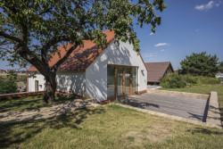 Rodinný dům Nový Šaldorf, Létající inženýři