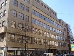 Zajímavé stavby dolní části Vinohradské (Bohumil Sláma, Budova Českého rozhlasu) - foto