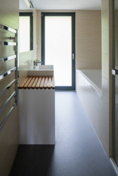 Moderní dřevostavba na Zbraslavi od Lukáše Pejsara