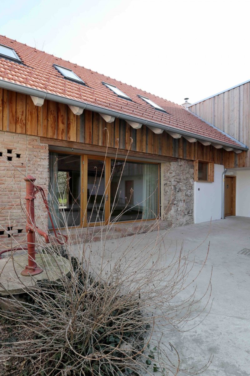 Rekonstrukce hospodářských stavení ve Skaličce od Daniely Hanouskové Boučkové ze studia 2x13
