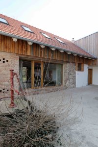 Rekonstrukce hospodářských stavení ve Skaličce od Daniely Hanouskové Boučkové ze studia 2x13