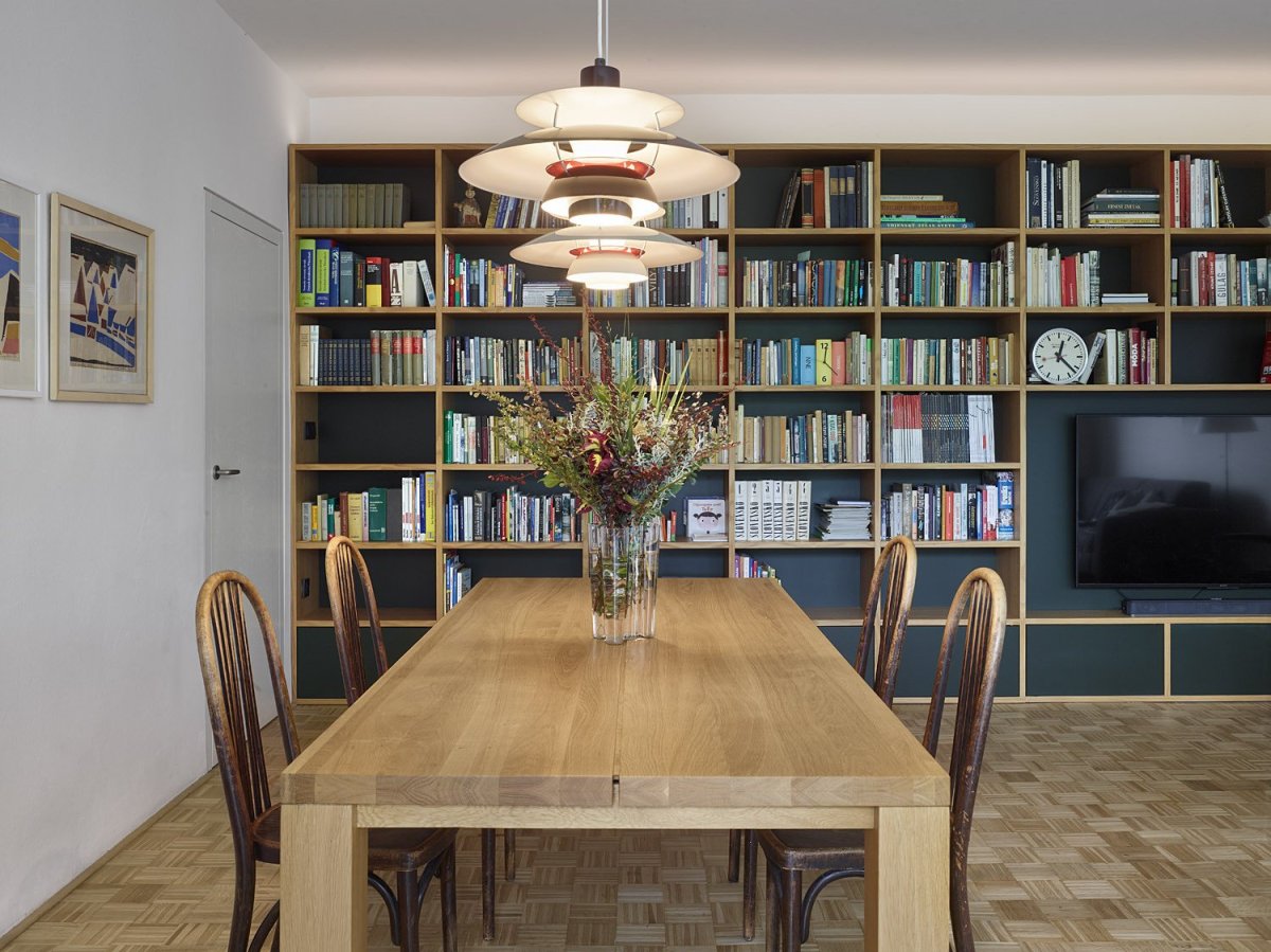 Rekonstrukce bytu a bytového domu Nový Svet, ARCHITEKTI mikulaj & mikulajová - Byt poskytoval nadstandartní bydlení již před rekonstrukcí