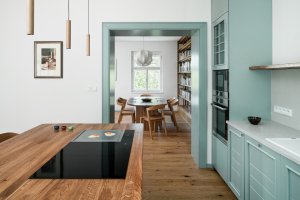 Rekonstrukce prvorepublikové vily v Praze od No Architects