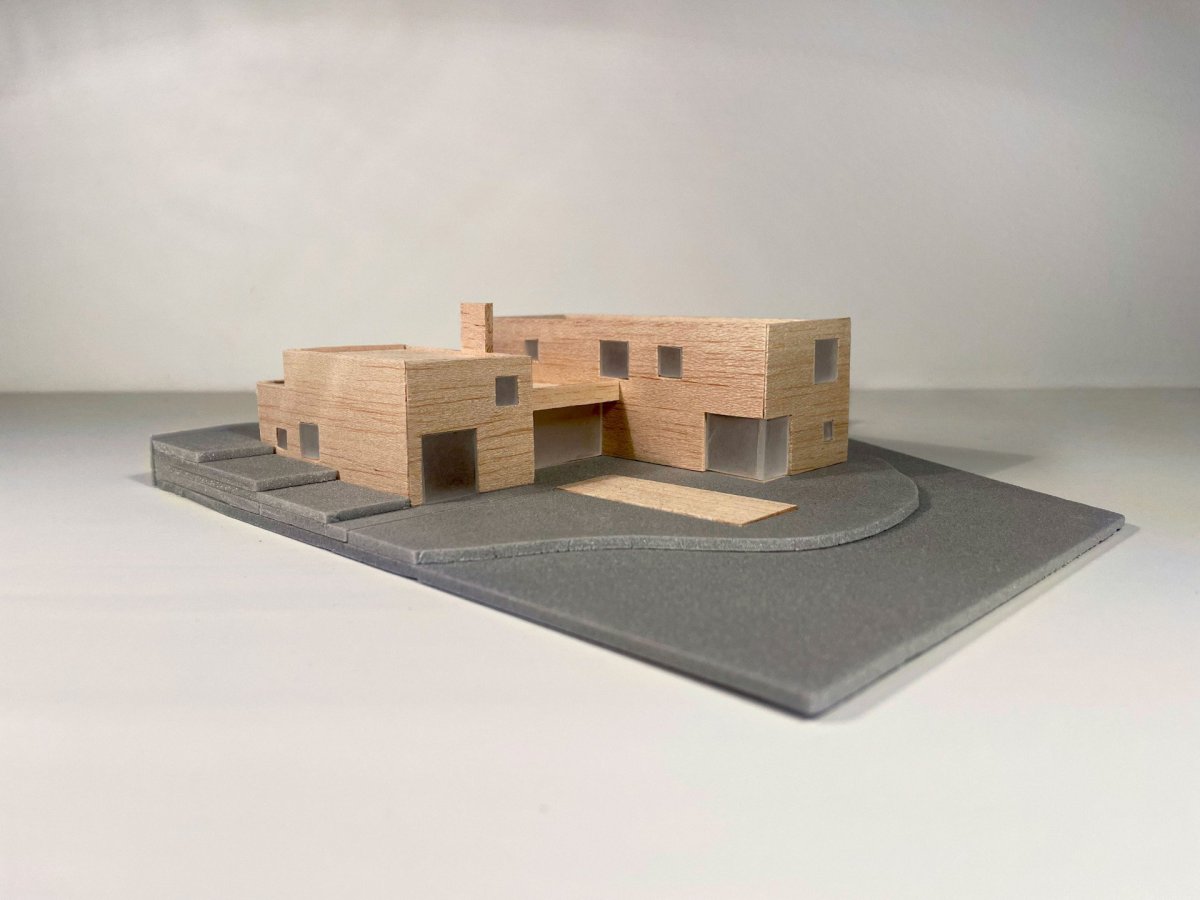 Rodinný dům v Záhorských sadech v Bratislavě, ARCHITEKTI mikulaj & mikulajova: Hmotový model
