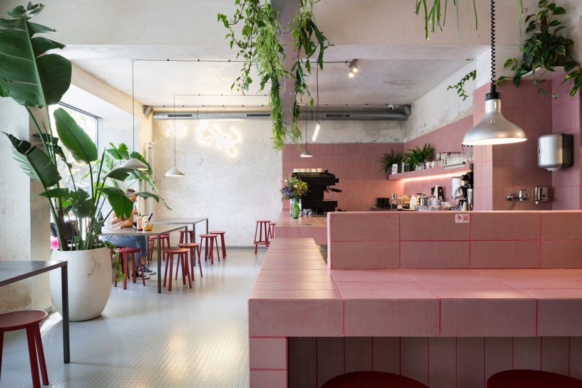 Architektonické studio NEUHÄUSL HUNAL navrhlo interiér pražského vietnamského bistra An