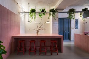 Architektonické studio NEUHÄUSL HUNAL navrhlo interiér pražského vietnamského bistra An