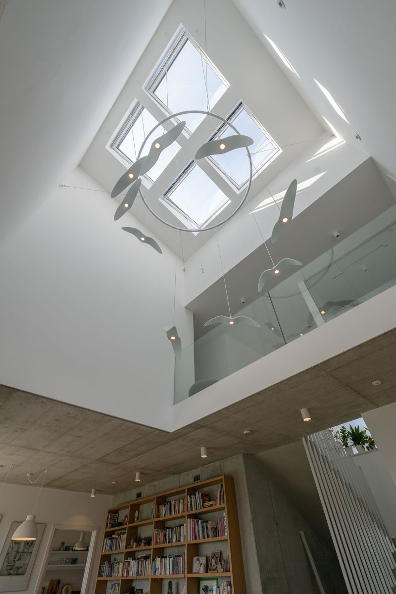 Dřevostavby VESPER HOMES spojují krásnou architekturu, zdravé prostředí i příjemnou atmosféru. (Na obrázku rodinný dům v Brně)