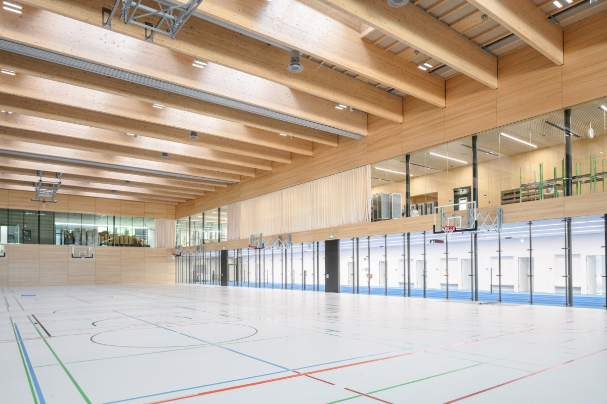Dřevěný kampus Technické univerzity v Mnichově areálu Olympijského parku v Mnichově, Dietrich Untertrifaller Architekten, 2022