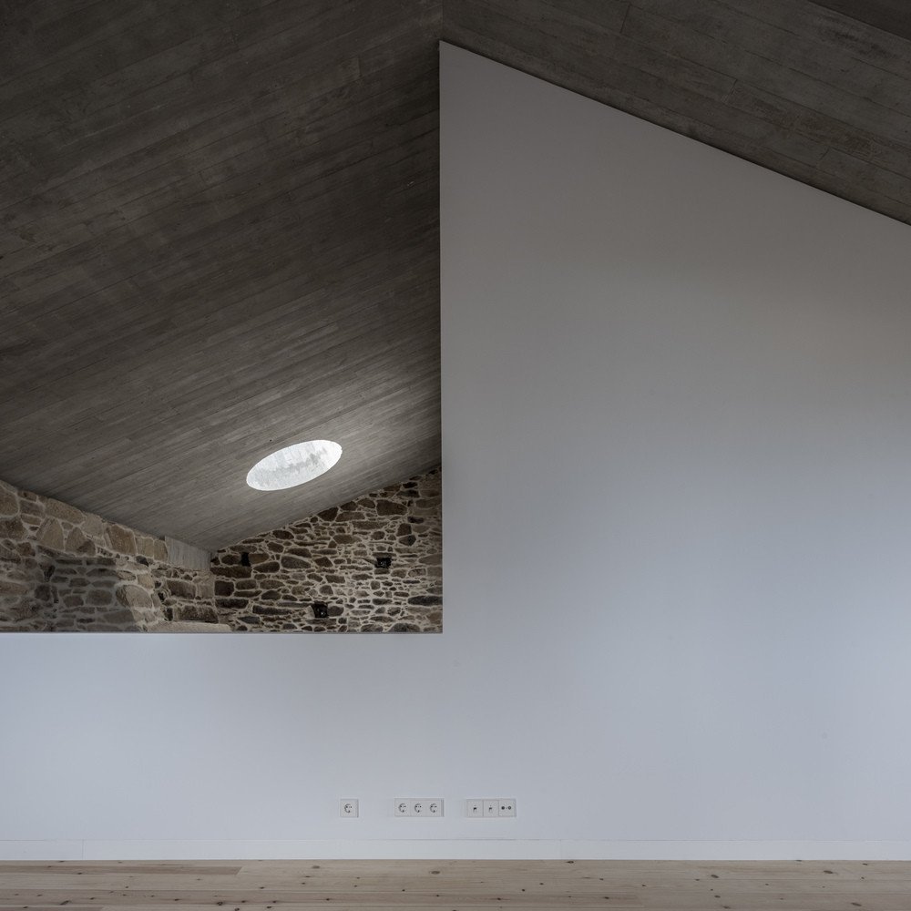 Rekonstrukce a dostavba rodinného domu v Muros, fuertes-penedo arquitectos