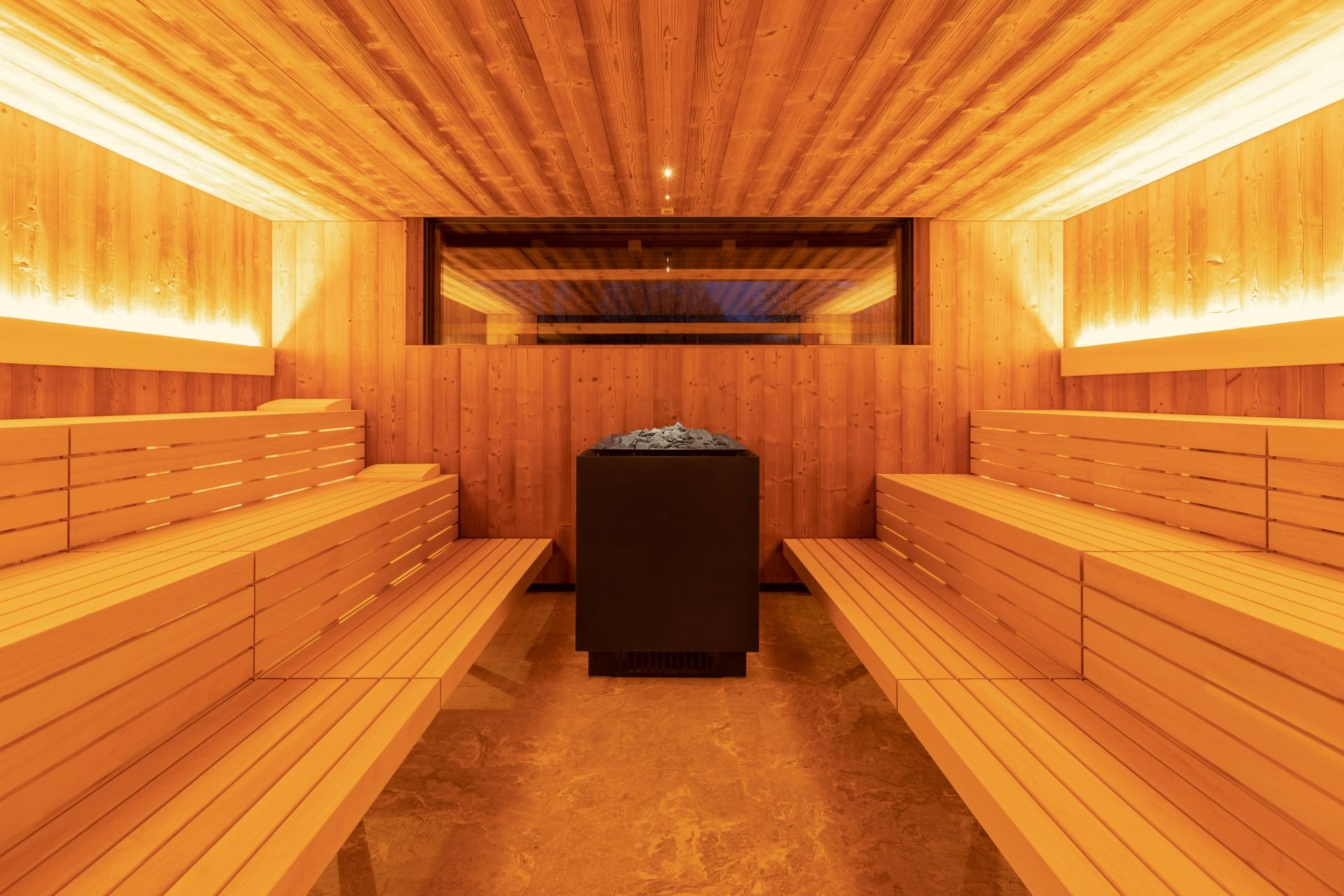Komerční finská sauna TAO pro resort Aldrov v Krkonoších
