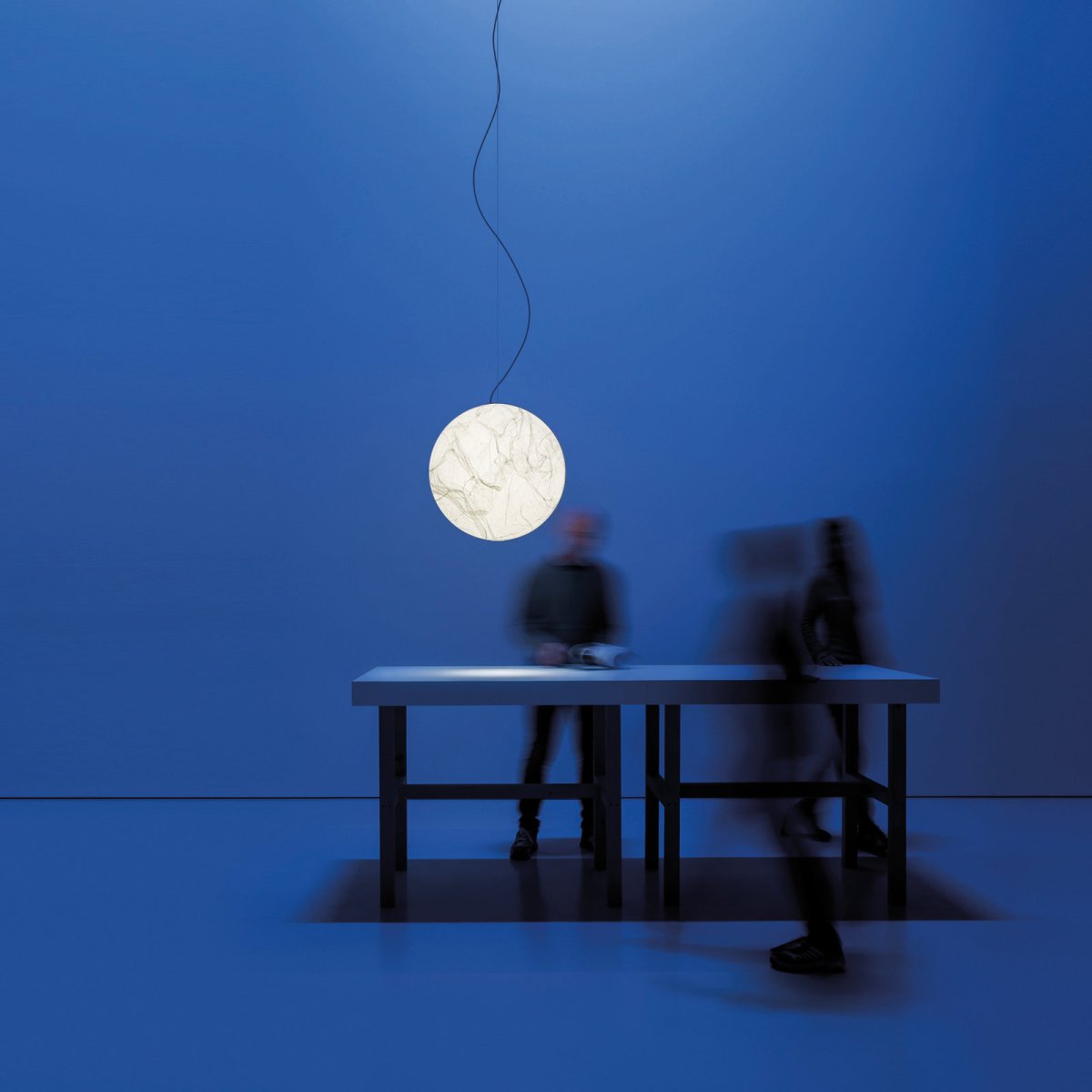 Ručně vyráběné designové sviíidlo Moon