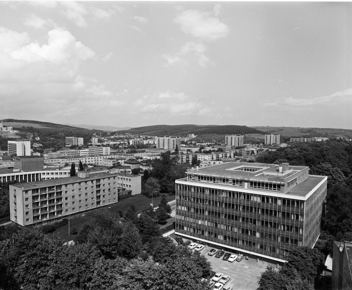 Budova Centroprojektu 80. léta