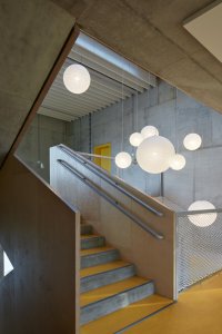 Přístavba ke školce Montessori v Jablonci nad Nisou, Mjölk architekti: Dbali na to, aby pracovali se všemi prvky, které jsou pro koncept Montessori důležité