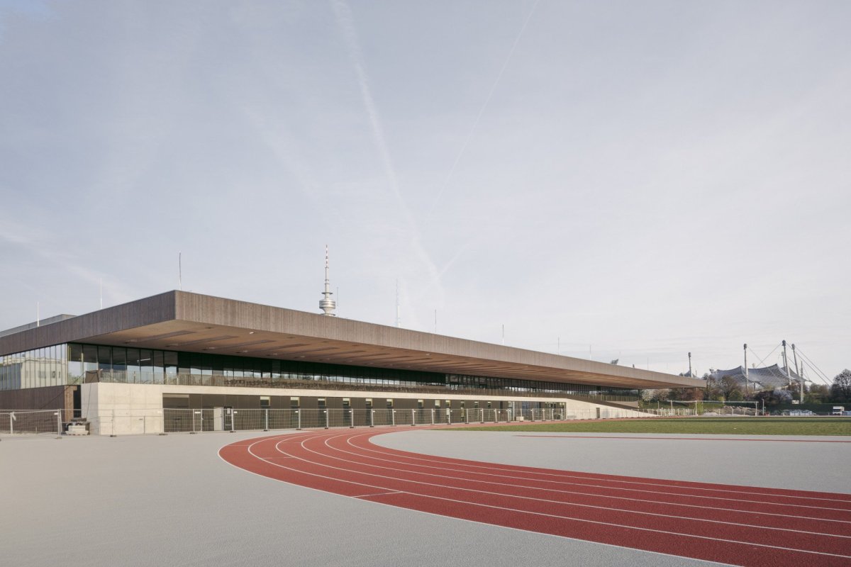 Dřevěný kampus Technické univerzity v Mnichově areálu Olympijského parku v Mnichově, Dietrich Untertrifaller Architekten, 2022